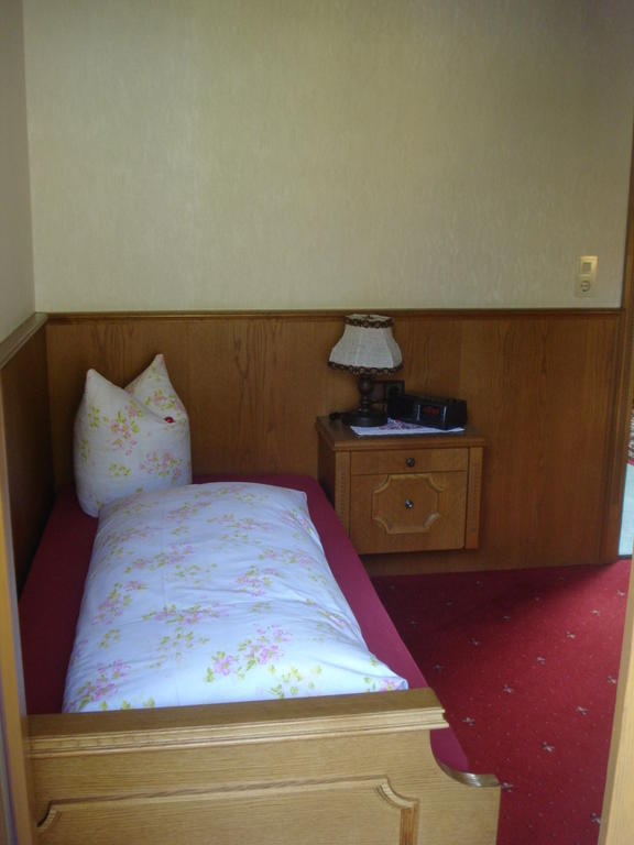 Gaestehaus Troppmair Finkenberg Habitación foto